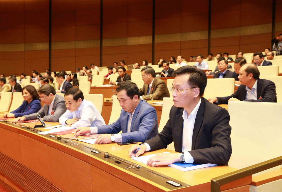 Các đại biểu dự Hội nghị tại điểm cầu chính - Phòng họp Diên Hồng, Nhà Quốc hội (Hà Nội).(Ảnh: Phương Hoa/TTXVN)