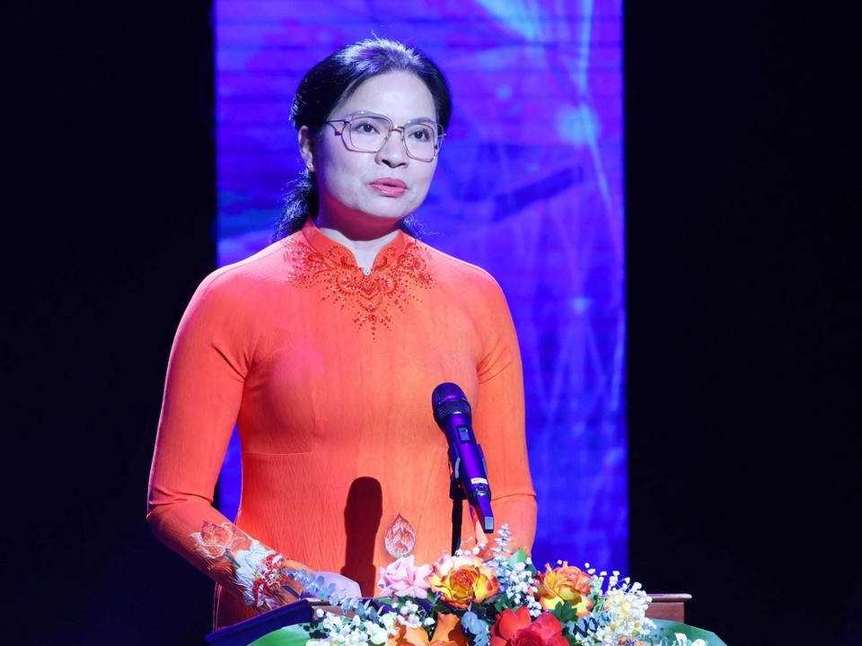 Bà Hà Thị Nga, ủy viên Trung ương Đảng, Chủ tịch Hội Liên hiệp Phụ nữ Việt Nam phát động “Tuần lễ Áo dài” năm 2024. (Ảnh: Phương Hoa/TTXVN)
