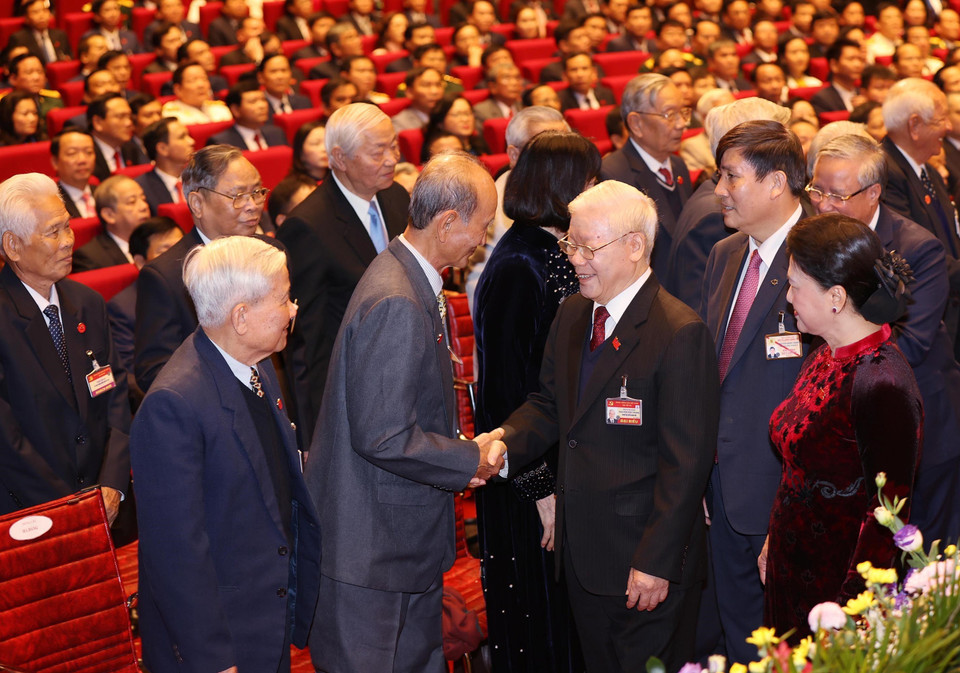  Tổng Bí thư, Chủ tịch nước Nguyễn Phú Trọng và Ủy viên Bộ Chính trị, Chủ tịch Quốc hội Nguyễn Thị Kim Ngân dự phiên khai mạc Đại hội. (Ảnh: TTXVN)