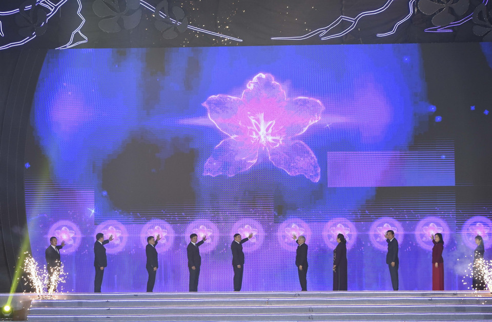 Một tiết mục trong Chương trình nghệ thuật đặc sắc khai mạc Lễ hội Hoa Ban năm 2023. (Ảnh: Xuân Tư/TTXVN)