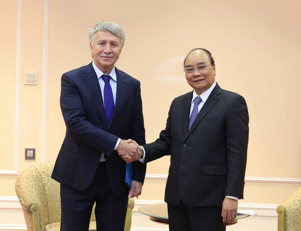 Chủ tịch nước Nguyễn Xuân Phúc tiếp Chủ tịch Tập đoàn Novatek Leonid Mikhelson. (Ảnh: Thống Nhất/TTXVN)