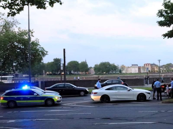 Đức: Bang Bayern dùng biện pháp mạnh, siết an ninh, hạn chế ra đường ảnh 1