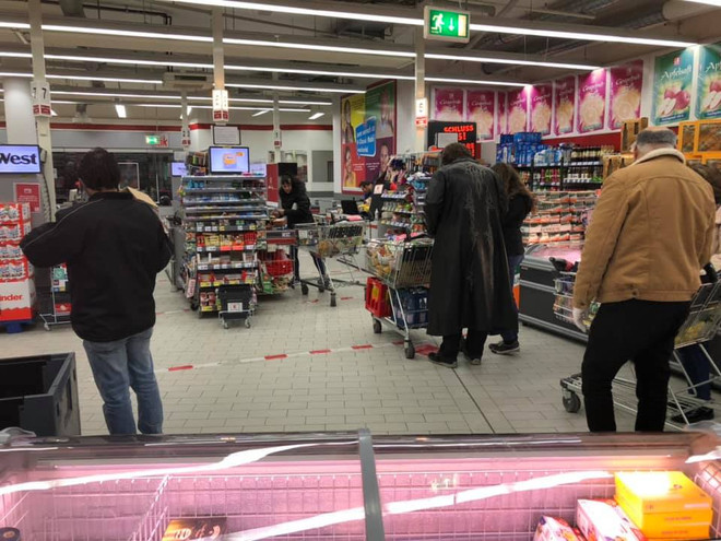 Đức: Bang Bayern dùng biện pháp mạnh, siết an ninh, hạn chế ra đường ảnh 7