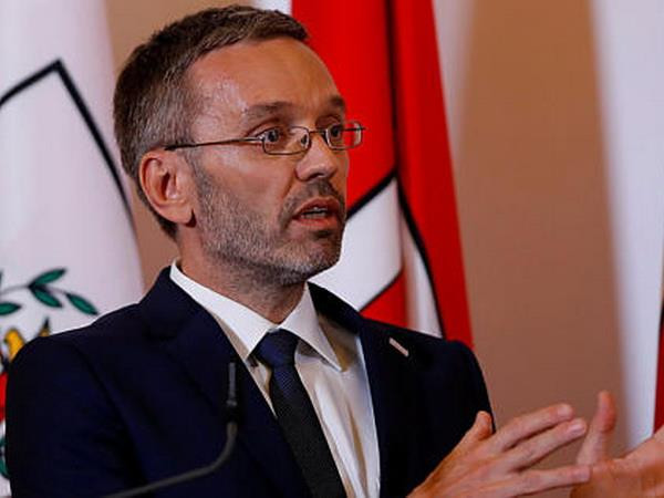 Áo rút bảo hộ công dân đối với các tay súng tham chiến cho IS ảnh 1