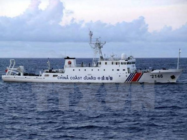 Tàu hải giám Trung Quốc hoạt động gần khu vực tranh chấp trên biển Hoa Đông. (Ảnh: AFP/TTXVN) Tàu hải cảnh Trung Quốc tiếp tục xâm nhập lãnh hải Nhật Bản ảnh 1