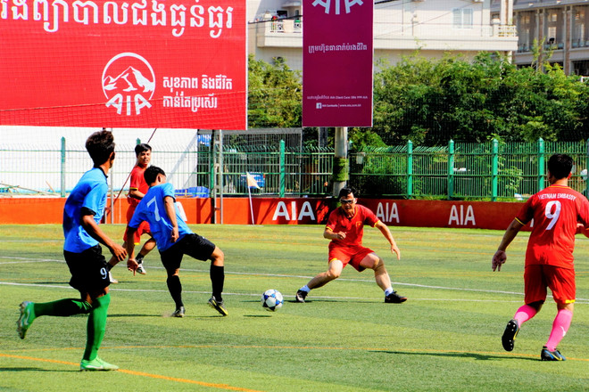 Giải bóng đá hữu nghị chào mừng chiến thắng chế độ Pol Pot ảnh 3