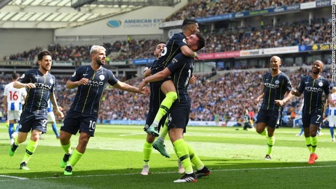 Nhìn lại 4 chức vô địch Premier League của Man City trong 8 mùa giải ảnh 2
