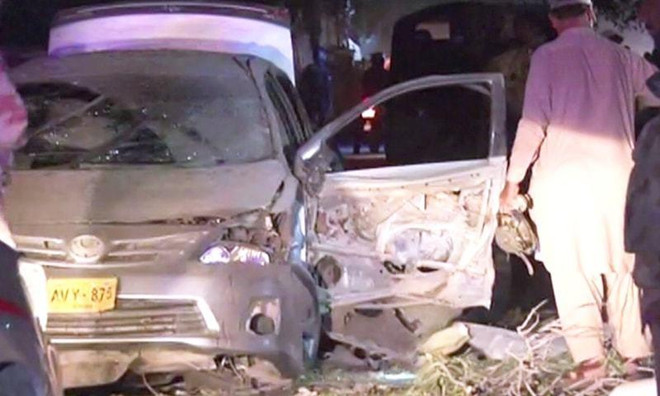 Hiện trường vụ đánh bom ở Quetta. (Nguồn: dawn.com) Pakistan: Đánh bom nhằm vào lực lượng cảnh sát tại Quetta ảnh 1