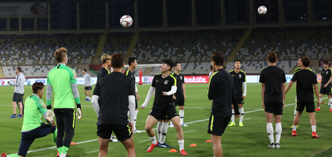 Xem trực tiếp bảng C Asian Cup 2019: Tuyển Philippines gây sốc? ảnh 4