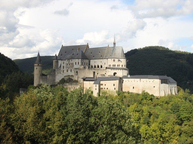 25 công ty khổng lồ với doanh thu lớn hơn GDP của cả một quốc gia ảnh 13