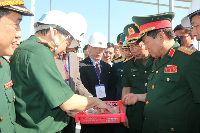 Kiểm tra công tác xử lý ô nhiễm dioxin tại sân bay Biên Hòa ảnh 1