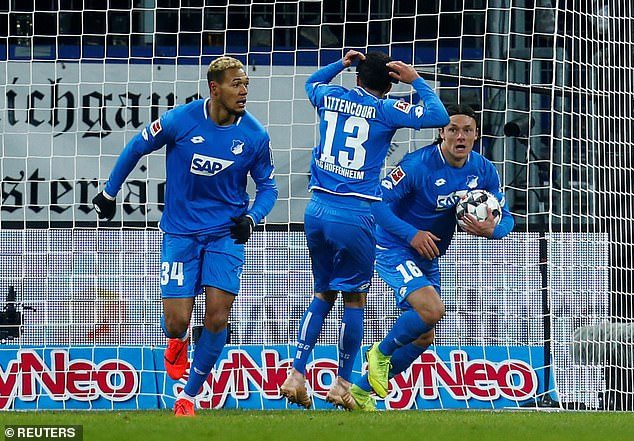 Goretzka tỏa sáng, Bayern gây sức ép lên ngôi đầu của Dortmund ảnh 5