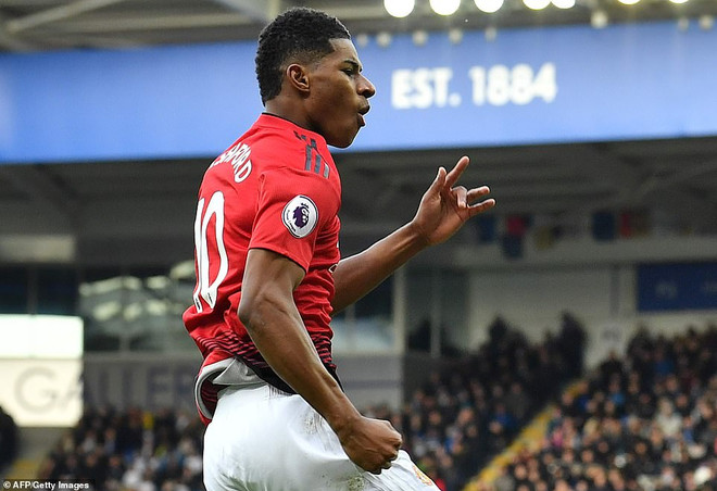 M.U bất bại 10 trận liên tiếp dưới thời Solskjaer, Man City hạ Arsenal ảnh 1