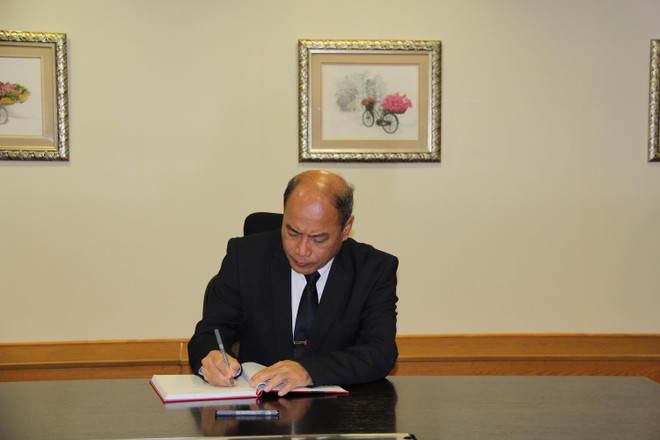 Tổ chức lễ viếng nguyên Chủ tịch nước Lê Đức Anh tại Bỉ và Israel ảnh 1