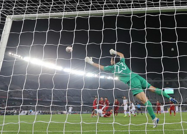 Thủ thành Đặng Văn Lâm có mắc lỗi trong bàn thua trước Iraq? ảnh 1