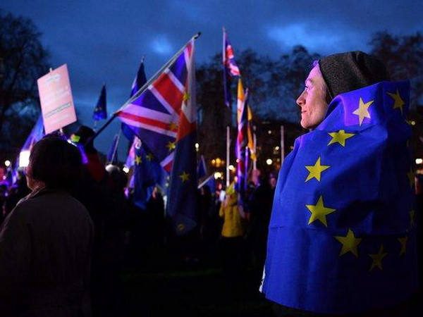 Giới lãnh đạo tài chính ở Anh kêu gọi thỏa thuận chuyển tiếp Brexit ảnh 1
