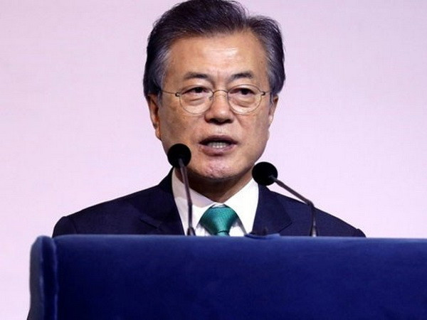 Hàn Quốc: Tỷ lệ ủng hộ đối với Tổng thống Moon Jae-in giảm nhẹ ảnh 1