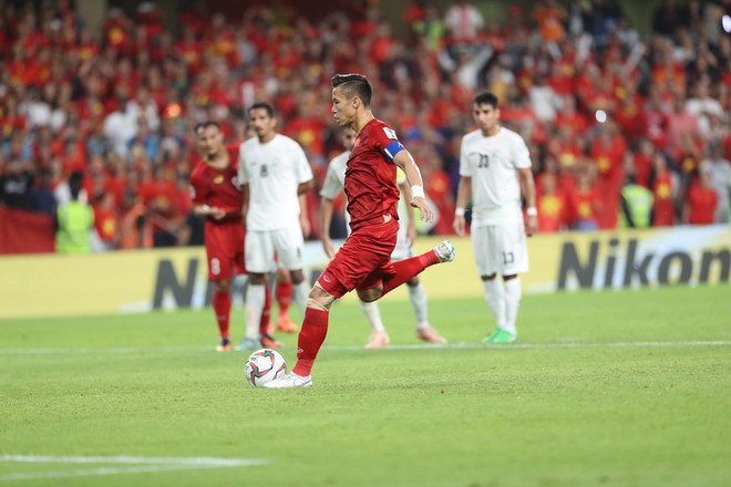 'Song Hải' lập công, tuyển Việt Nam đặt 1 chân vào vòng 1/8 ảnh 3