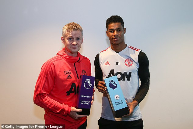 M.U giành cú đúp giải thưởng danh giá tại Premier League ảnh 1