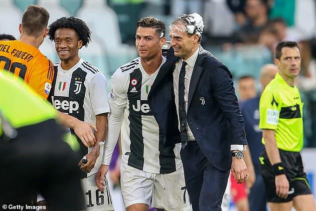Ronaldo cùng Juventus lập kỷ lục. Juventus và Ronaldo thiết lập kỷ lục trong ngày vô địch Serie A ảnh 1