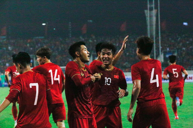(Ảnh: Trọng Đạt/TTXVN) U23 Việt Nam - U23 Thái Lan 4-0: Thẳng tiến vòng chung kết ảnh 3
