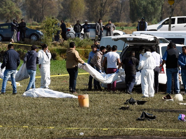 Thương vong tăng trong vụ nổ đường ống dẫn nhiên liệu Mexico ảnh 1