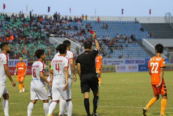 Vòng 1 V-League: Tân binh Viettel bại trận, Nam Định chiến thắng ảnh 1