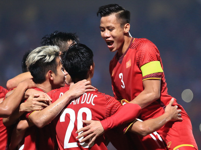 Tuyển Việt Nam kết thúc năm 2018 bằng trận thắng đậm Philippines ảnh 1