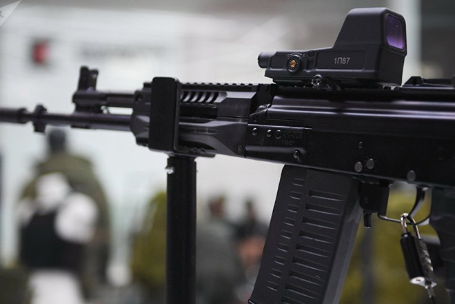 Kalashnikov sắp sản xuất hàng loạt súng máy dùng đạn của NATO ảnh 1