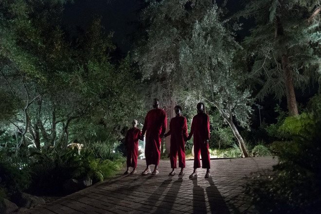 Câu chuyện về “doppelgänger” (người song trùng) vốn không mới trong văn hóa phương Tây. Phim kinh dị Us gây ấn tượng với những thông điệp ẩn dụ về nước Mỹ ảnh 1