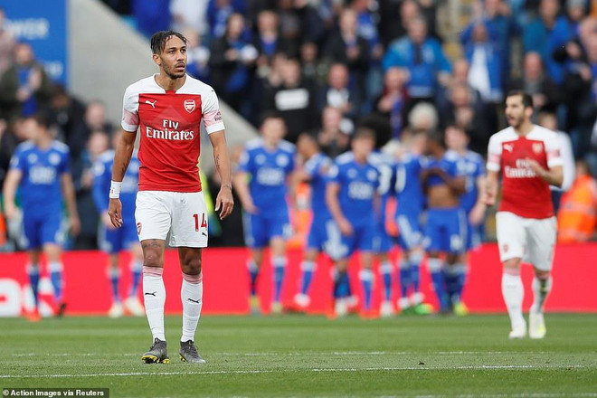Arsenal đứng trước nguy cơ không thể kết thúc mùa giải ở tốp 4 Premier League. Aguero ghi bàn, Man City đòi lại ngôi đầu từ tay Liverpool ảnh 1
