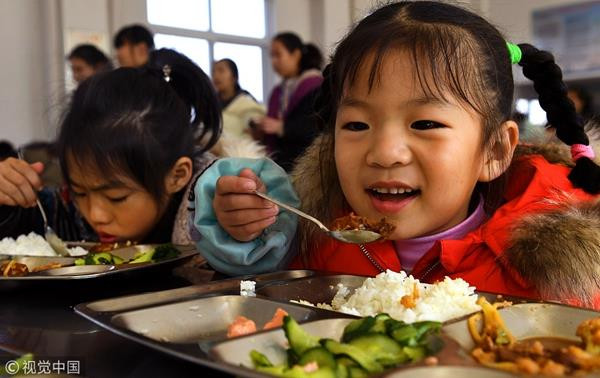 Trung Quốc đề ra quy định mới về an toàn thực phẩm trong trường học ảnh 1