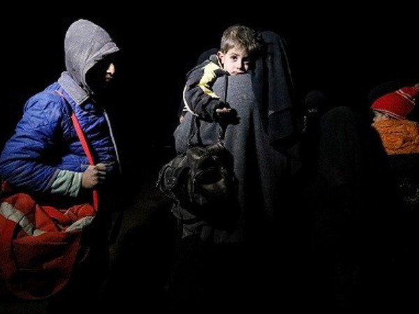 Mỹ tấn công IS tại miền Đông Syria, nhiều dân thường thiệt mạng ảnh 1