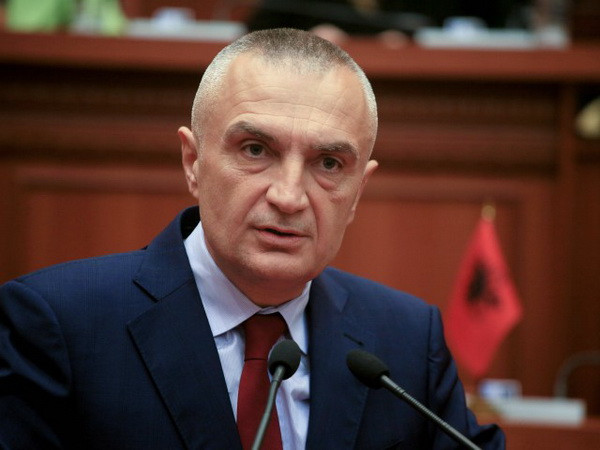 Tổng thống Albania hoan nghênh NATO xây dựng căn cứ không quân ảnh 1