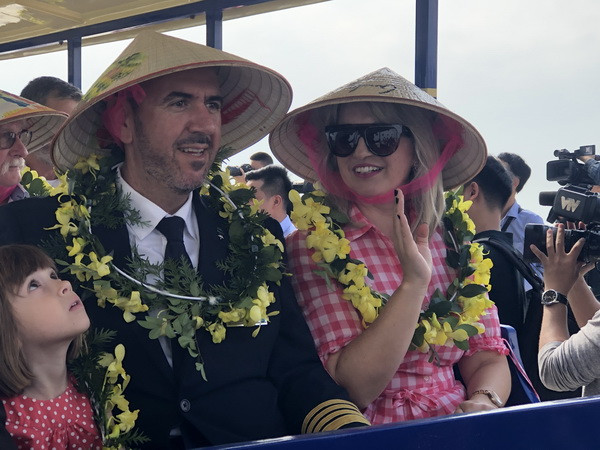 Quảng Ninh đón hơn 20 vạn lượt khách du lịch dịp Tết Dương lịch ảnh 1