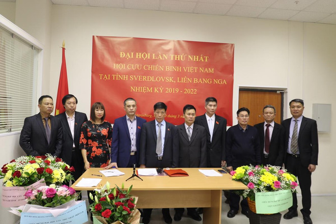 Đại hội thành lập Hội Cựu chiến binh Việt Nam tỉnh Sverdlovsk ảnh 2