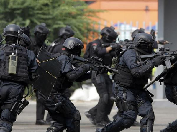 Indonesia đập tan âm mưu khủng bố trong ngày công bố kết quả bầu cử ảnh 1