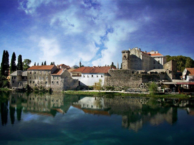 25 công ty khổng lồ với doanh thu lớn hơn GDP của cả một quốc gia ảnh 4