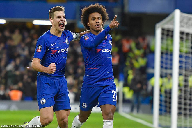 FA Cup: Higuain mờ nhạt ở ngày ra mắt Chelsea, Tottenham bị loại ảnh 1