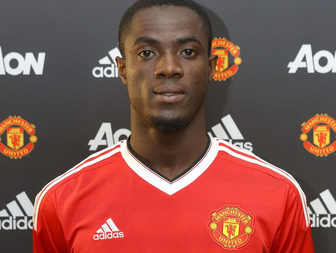 Man United chính thức đón tân binh đầu tiên dưới thời Mourinho ảnh 1