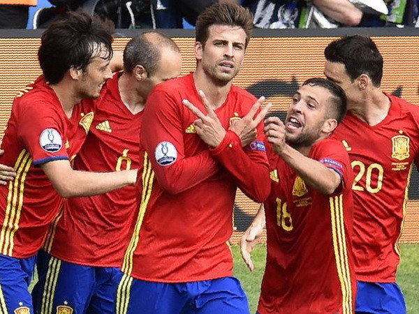 Lịch trực tiếp EURO 2016: "Ông lớn" đua nhau vào vòng 1/8? ảnh 1