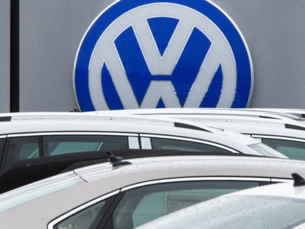 Volkswagen của Đức đền bù 1 tỷ USD. (Nguồn: AFP) Volkswagen đền bù thêm 1 tỷ USD liên quan vụ gian lận khí thải ảnh 1