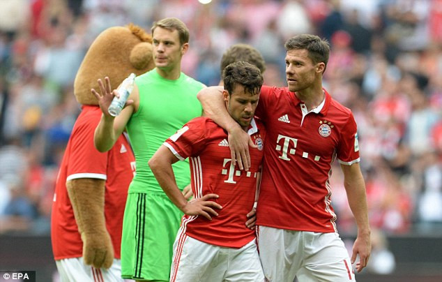 Kết quả bóng đá: Chelsea vượt M.U, Bayern đứt mạch toàn thắng ảnh 2