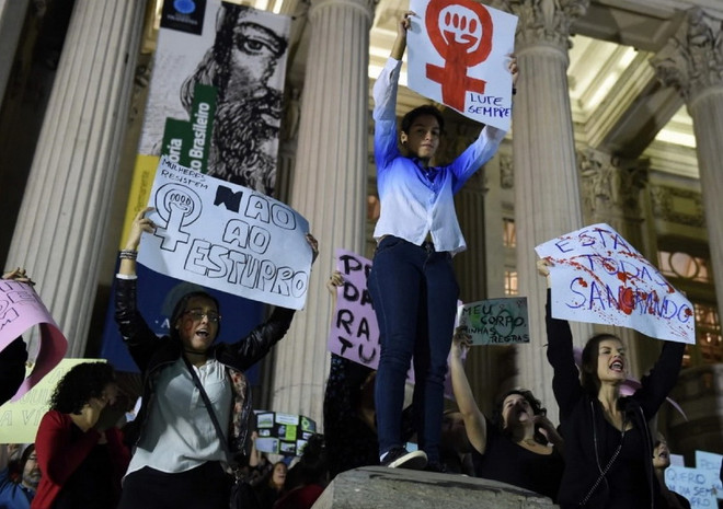 Brazil rúng động với vụ hiếp dâm tập thể rồi đăng video lên mạng ảnh 1