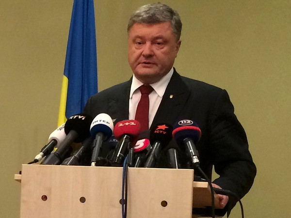 Tổng thống Ukraine Petro Poroshenko. (Nguồn: Reuters) Tổng thống Ukraine hy vọng Mỹ sẽ tiếp tục hỗ trợ chống Nga ảnh 1