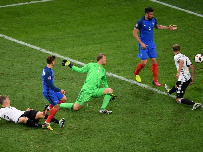 Griezmann ấn định chiến thắng cho Pháp. (Nguồn: Getty Images) Cận cảnh Pháp vào chung kết sau chiến thắng trước tuyển Đức ảnh 1