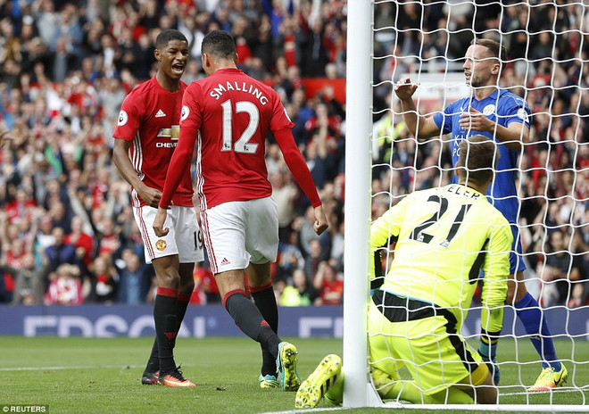 Hình ảnh đáng nhớ trong ngày M.U đánh bại đương kim vô địch ảnh 3