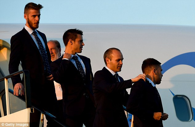 Đương kim vô địch Tây Ban Nha đến Pháp bảo vệ ngôi vương ảnh 2