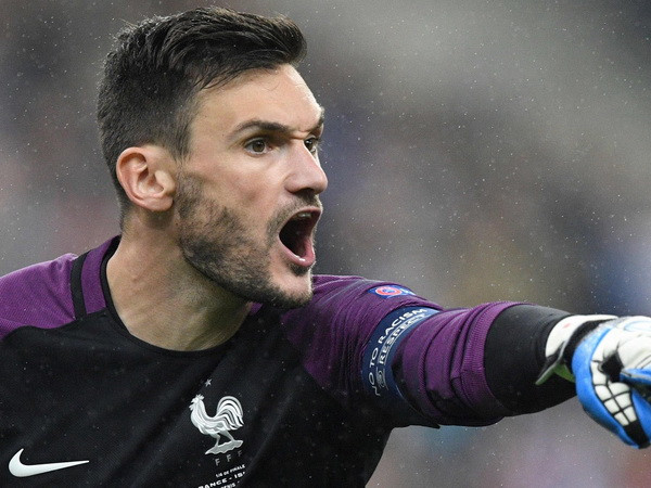 Thủ môn Pháp Hugo Lloris sợ phải "đấu súng" với người Đức ảnh 1
