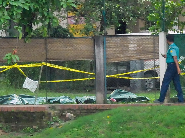 Nhật Bản​, Italy hợp tác chống khủng bố sau vụ tấn công ở Dhaka ảnh 1